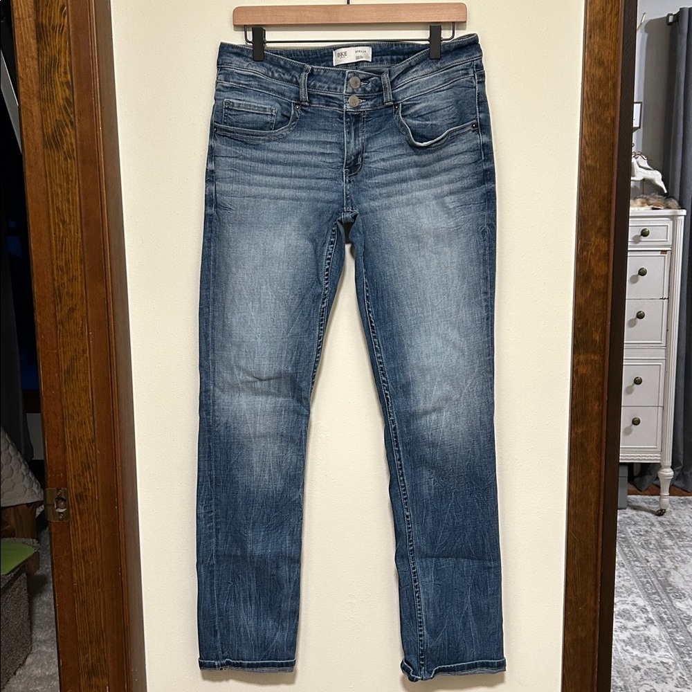 Buckle BKE Stella Straight Leg Jeans with Mid Rise Fit and Whiskering 31 x 32 - Picture 9 of 11